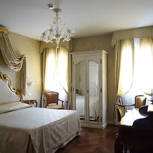 La Di Orsaria 3*, Venecia Italia