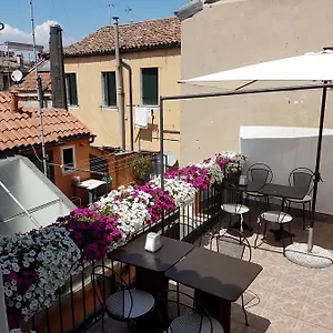 Al Portico 3*, Venecia Italia